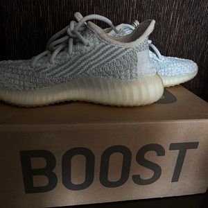 Yeezy Reflective Cloud Whites Size 5
